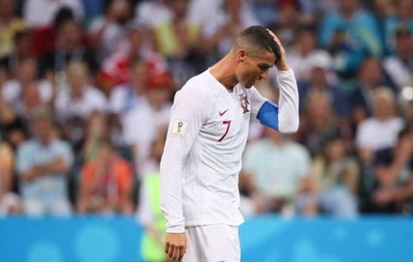 ronaldo-hoc-theo-messi-chi-dao-dong-doi-1