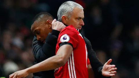 martial-gay-soc-khi-chia-se-ve-moi-quan-he-voi-mourinho-1