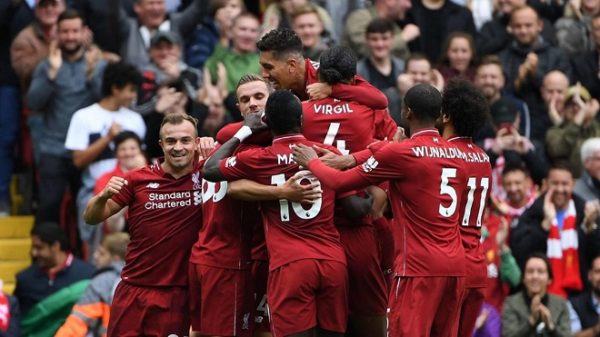 napoli-kho-long-can-buoc-tien-cua-lu-doan-do-vao-2h00-ngay-4-10-1