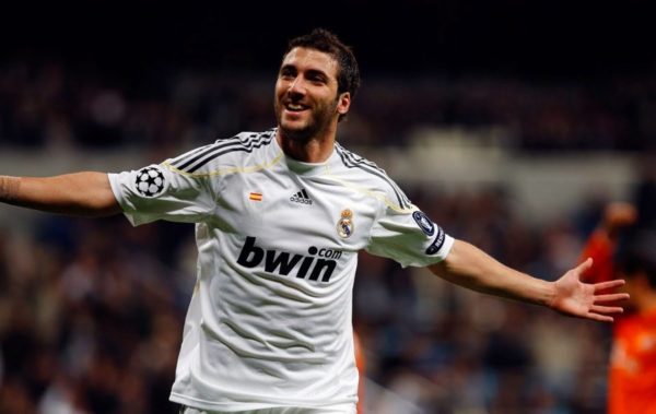 hlv-gasttuso-li-giai-cho-hanh-dong-dang-quen-cua-higuain-1