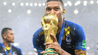 mbappe-muon-vo-dich-champions-league-hon-viec-gianh-qua-bong-vang-1