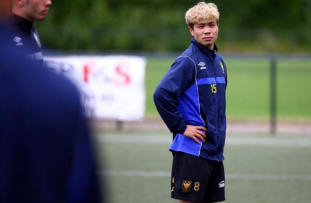 bao-bi-nhan-xet-cong-phuong-van-kha-mo-nhat-tai-sint-truidense-1