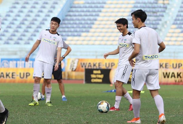 cdv-xuc-dong-truoc-tinh-ban-cua-xuan-truong-va-tuan-anh-1