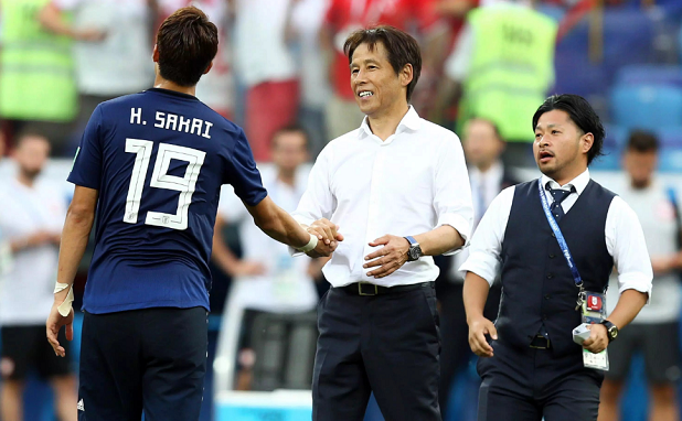 hlv-nishino-se-dung-chien-thuat-gi-cho-tran-gap-viet-nam-1