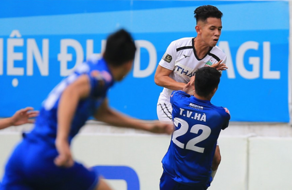 hong-duy-bi-chan-thuong-nang-hon-chua-the-tro-lai-v-league-1